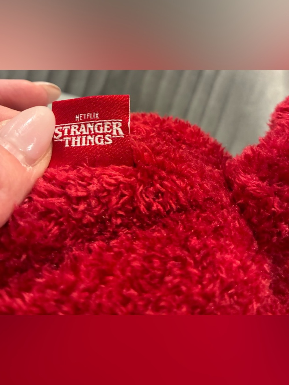 ⭐️3/$15⭐️BumBumz Stranger Things Eddie's Guitar plush - Picture 5 of 5